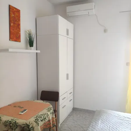 Apartment Jurandvor 7a Lovric Baska (Krk)